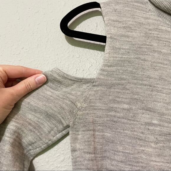 All Saints Grey Lightweight Cold Shoulder Turtleneck Sweater 4 Merino Wool - Picture 2 of 8